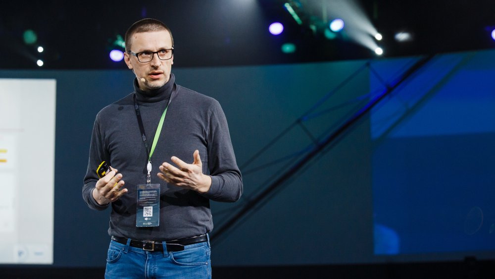 Marko Tkalčič speaking at a conference